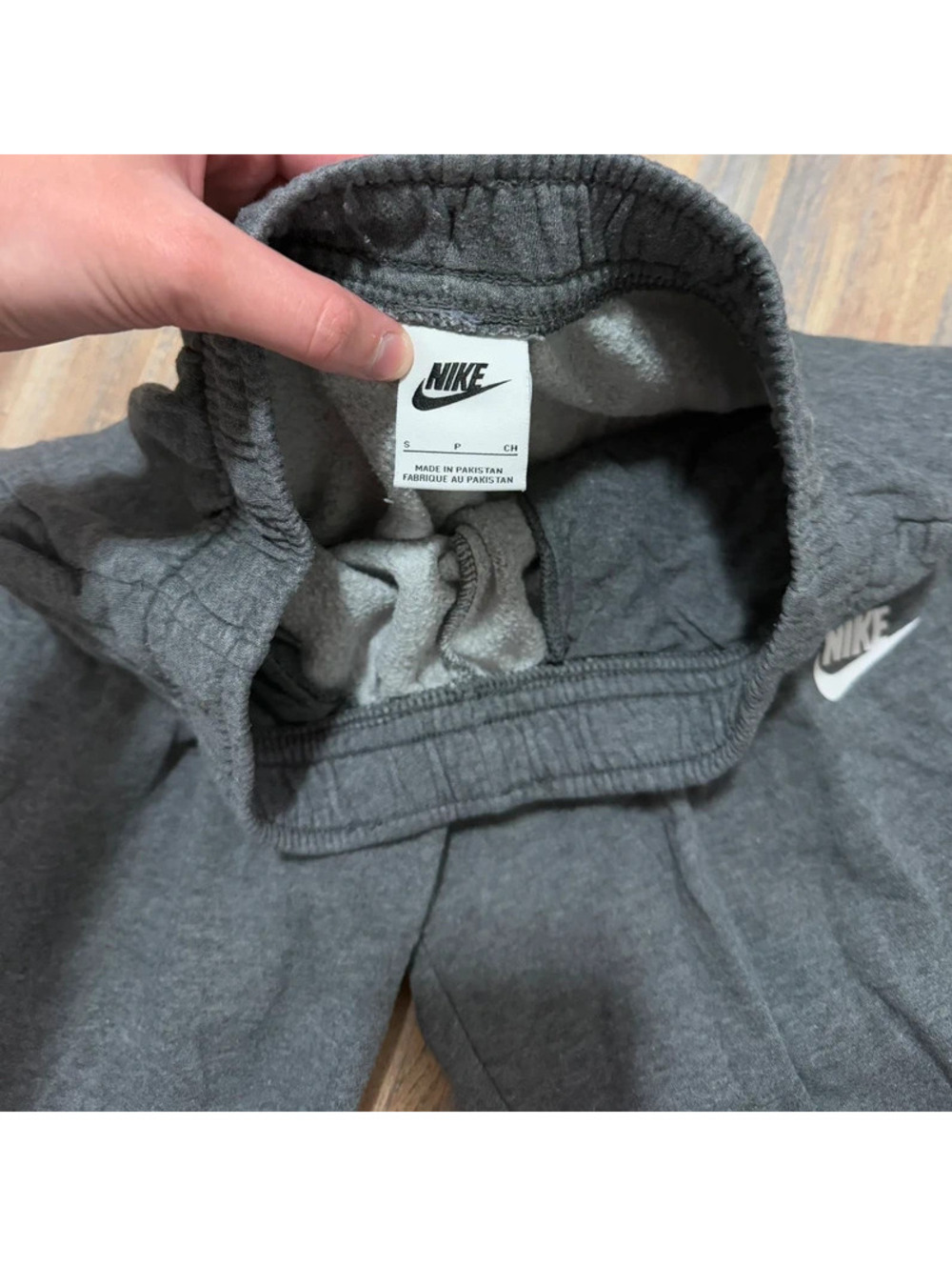 Nike Size small cotton joggers - Picture 3 of 3